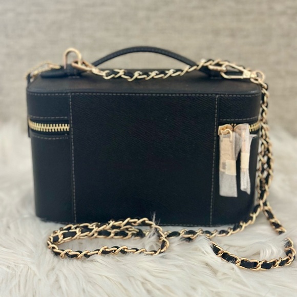 Coach Black Leather Cosmetic Case with Gold Crossbody Chain - Picture 2 of 5